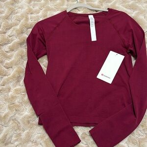 Lulu Lemon long sleeve tech tee. NWT